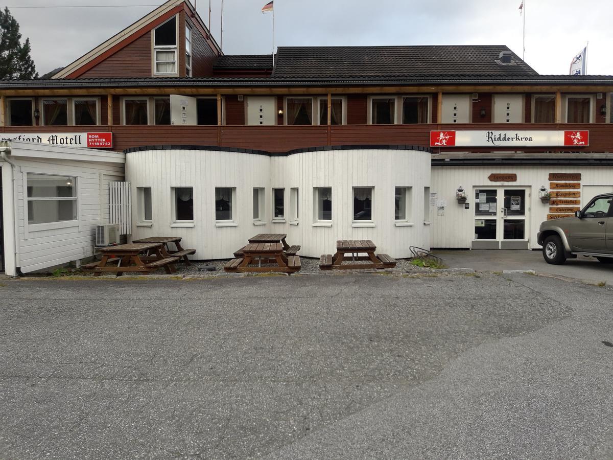 Motel Ridderkroa Tresfjord Exterior foto